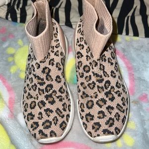 Smock sneaker toddler girls!